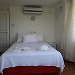 Hotel Alper *
