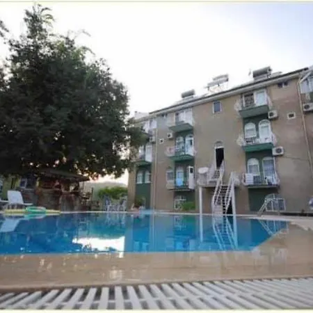 Hotel Alper *